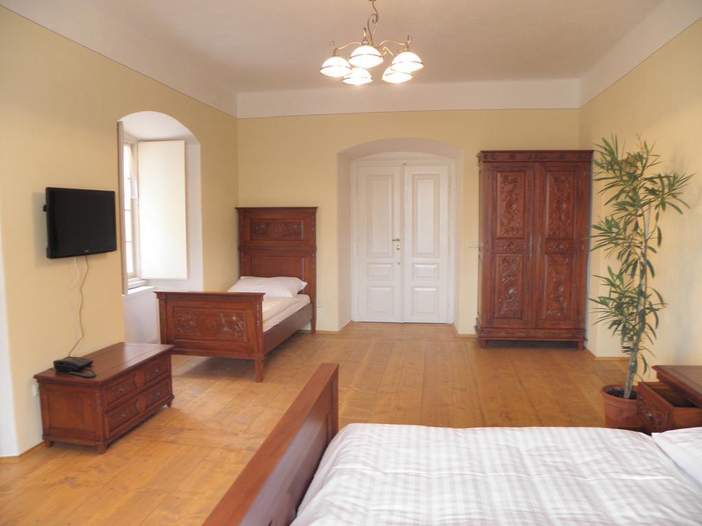 Penzion Na Fare Dubenec Zimmer foto